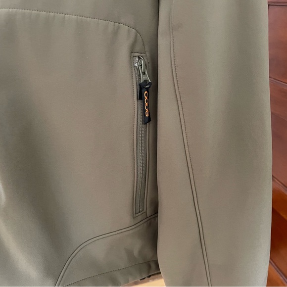 Oobe Jacket - Picture 4 of 7